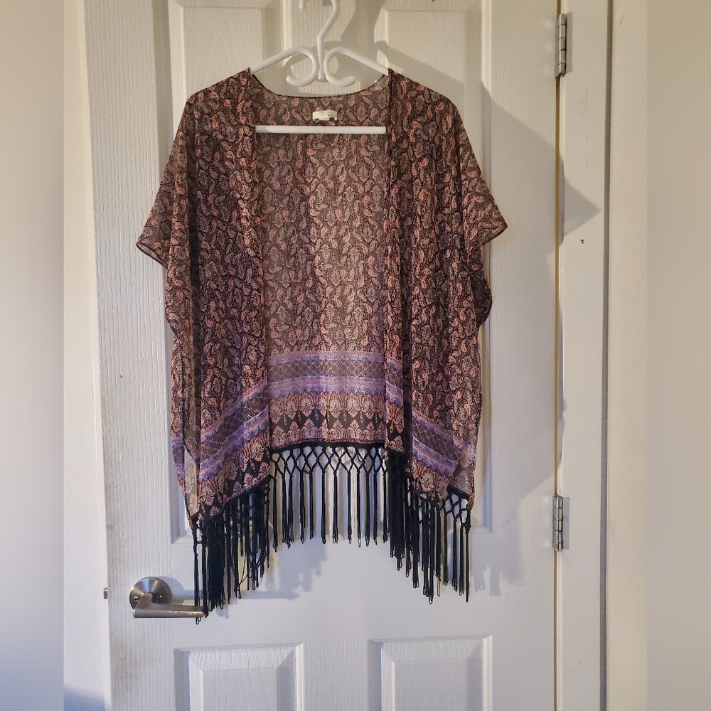 Garage Multicolor Patterned Shrug with Fringe